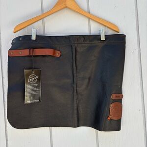 LEATHER WAIST APRON—XAPRON—Made in Netherlands—23 x 15 + Belt—for "Scott"—NWT